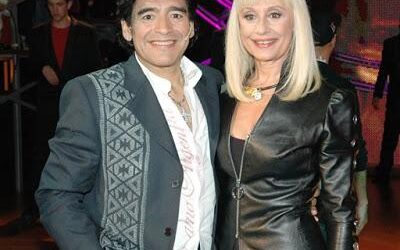 Raffaella Carrà: Per colpa mia Maradona passò una notte in prigione. Poi mi regalò la maglia